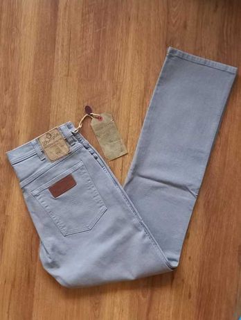 Nowe, męskie jeansy Wrangler. Arizona Stretch, rozmiar 30 / 34