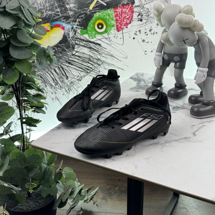 Бутси копочки дитячі Adidas F50 34 розмір Е6226