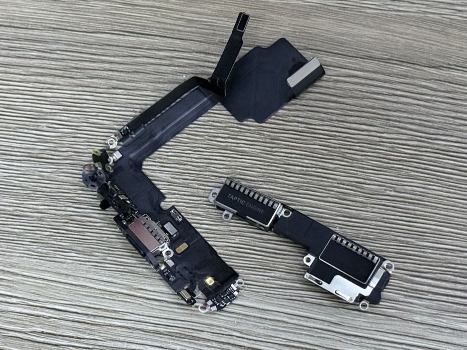 Apple iPhone 15 Pro oryginalna taśma ładowania dock gniazdo złącze