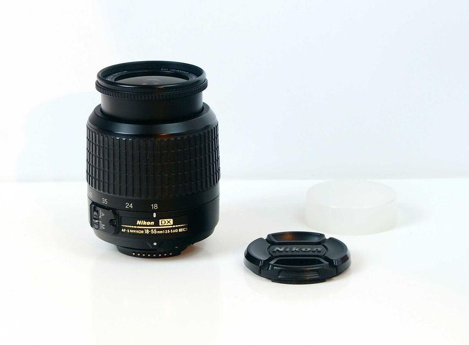 Nikon 18-55 AF działa losowo, lekki opór zoomu,manual sprawny,szkła ok