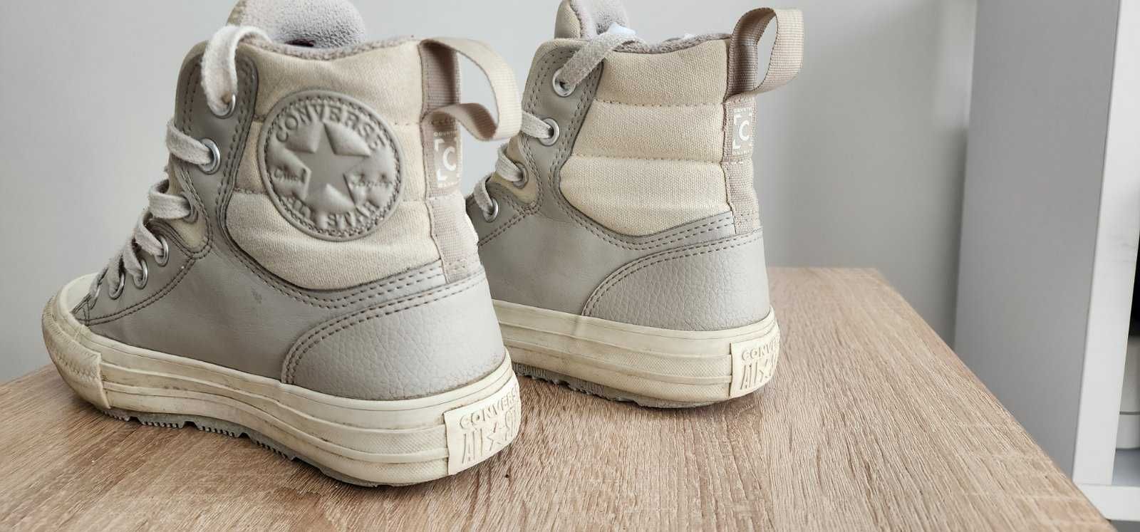 Кросівки осінні / зимові Converse  USA. 37 розмір.