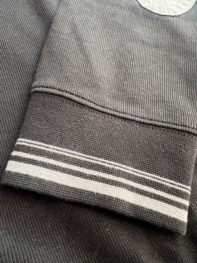 Męski sweter z małym suwakiem