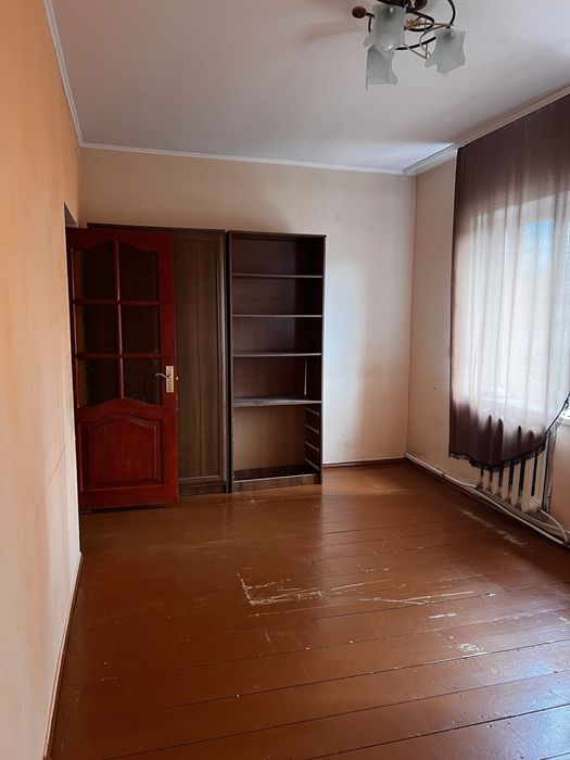 ПРОДАМ будинок  острог