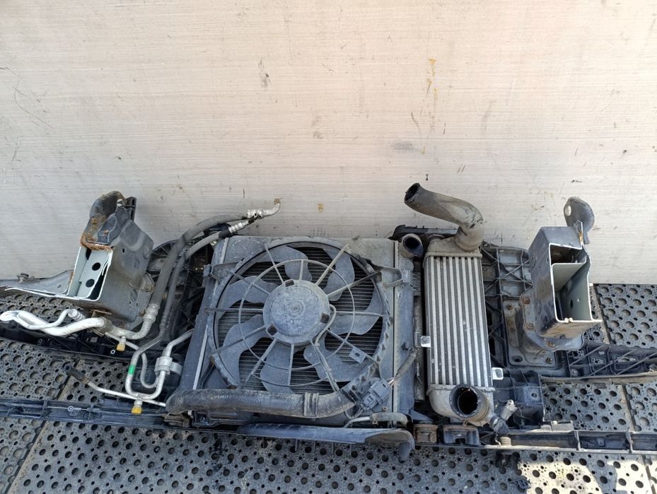 Kia Ceed I Lift 1.6 Crdi Pas Przedni Komplet Manual