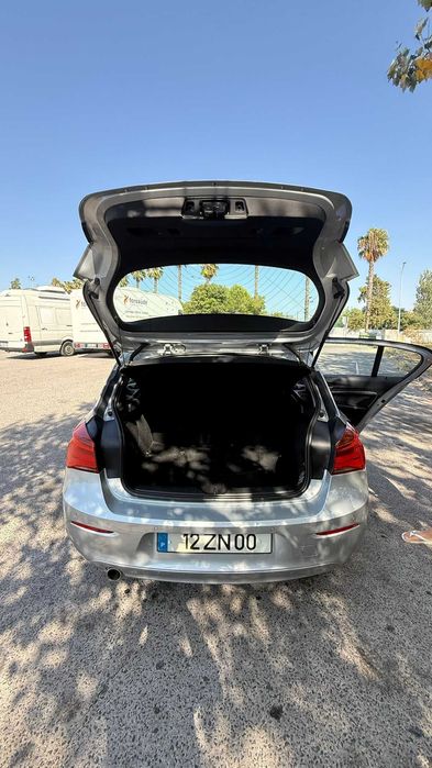 BMW Serie 1 116 a venda