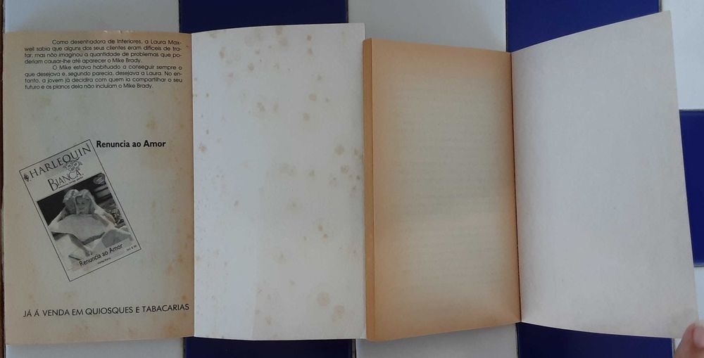 Lote de 2 Romances Harlequin Julia / Vermelho - 2,50€/cada!