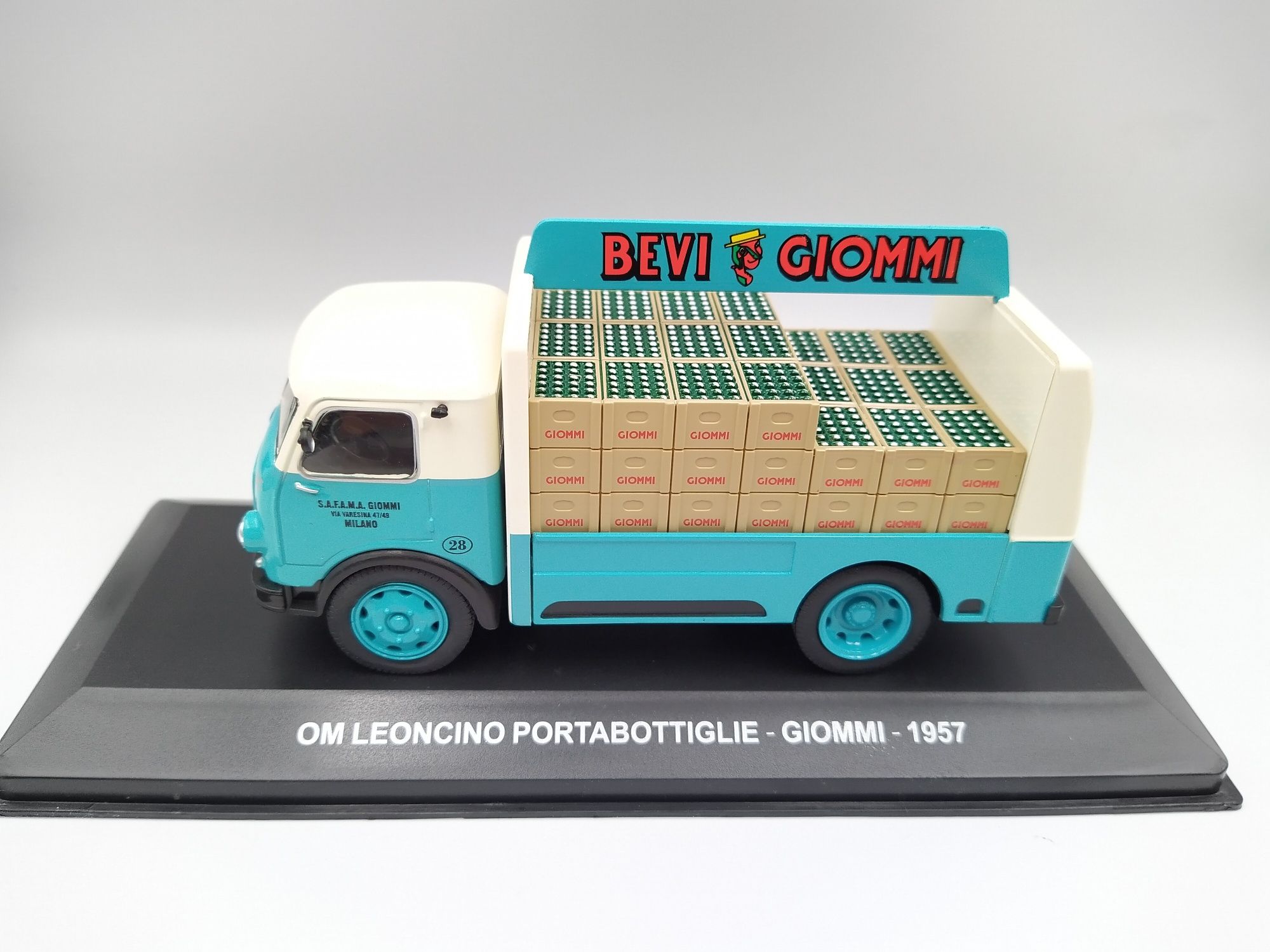 OM leoncinio Portabottiglie Giomi Eaglemoss Altaya 1:43