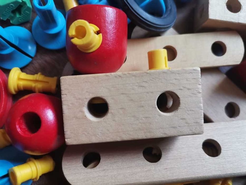 Дерев'яний конструктор Brio