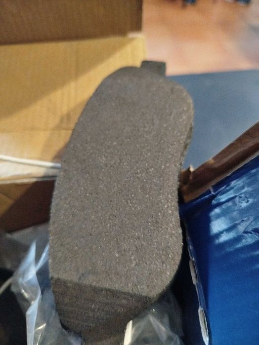 Pastilhas de travão Bosch novas