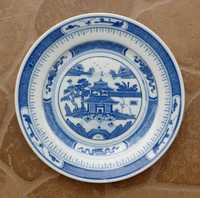 chiński talerz - biały i niebieski - porcelana eksportowa Jingdezhen