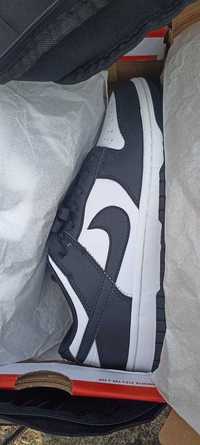 Nike dunk panda tamanho 42