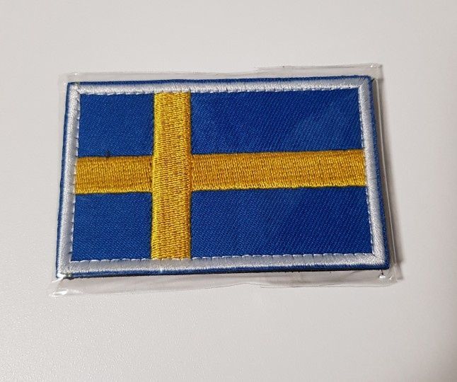 Нашивка с липучкой со шведским флагом
