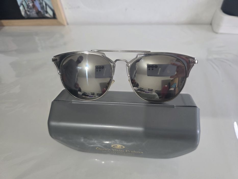 Óculos espelhado prateado