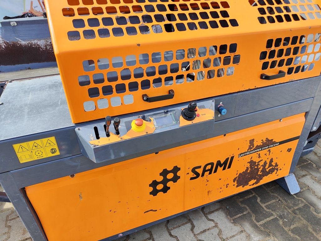 Piło łuparka piłołuparka z podajnikiem kłody Sami