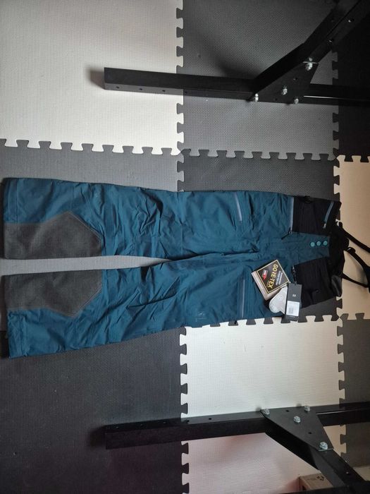 Nowe extra spodnie skiturowe membranowe hardshell Goretex Black Yak S