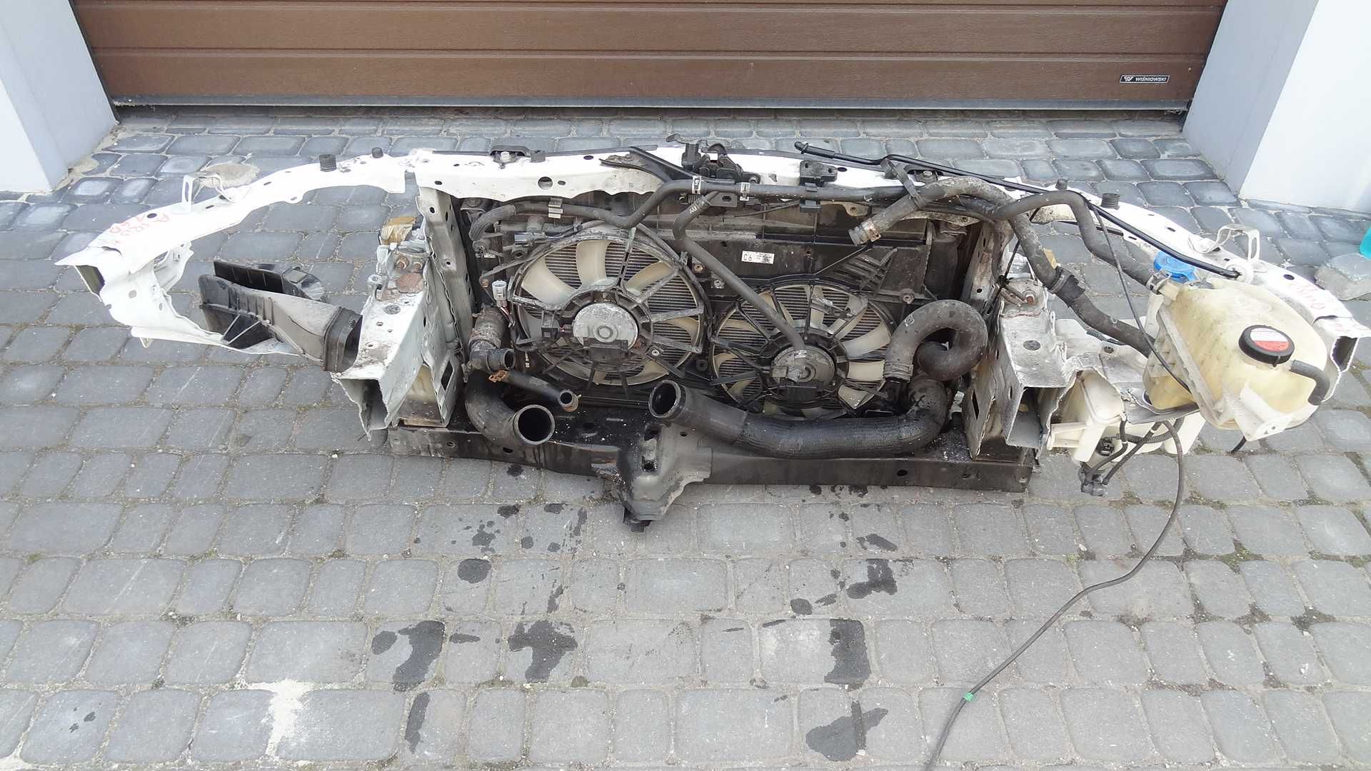 Auris II 12-18  belka zderzaka pas przedni chłodnica komplet 1.6 D4D