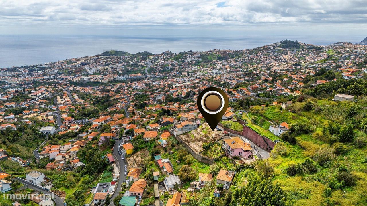 Terreno para Construção em São Roque, Vista Baía do Funchal– Excelente