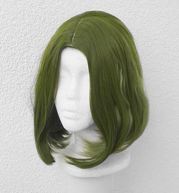 Krótka zielona peruka z przedziałkiem bez grzywki bob cosplay wig