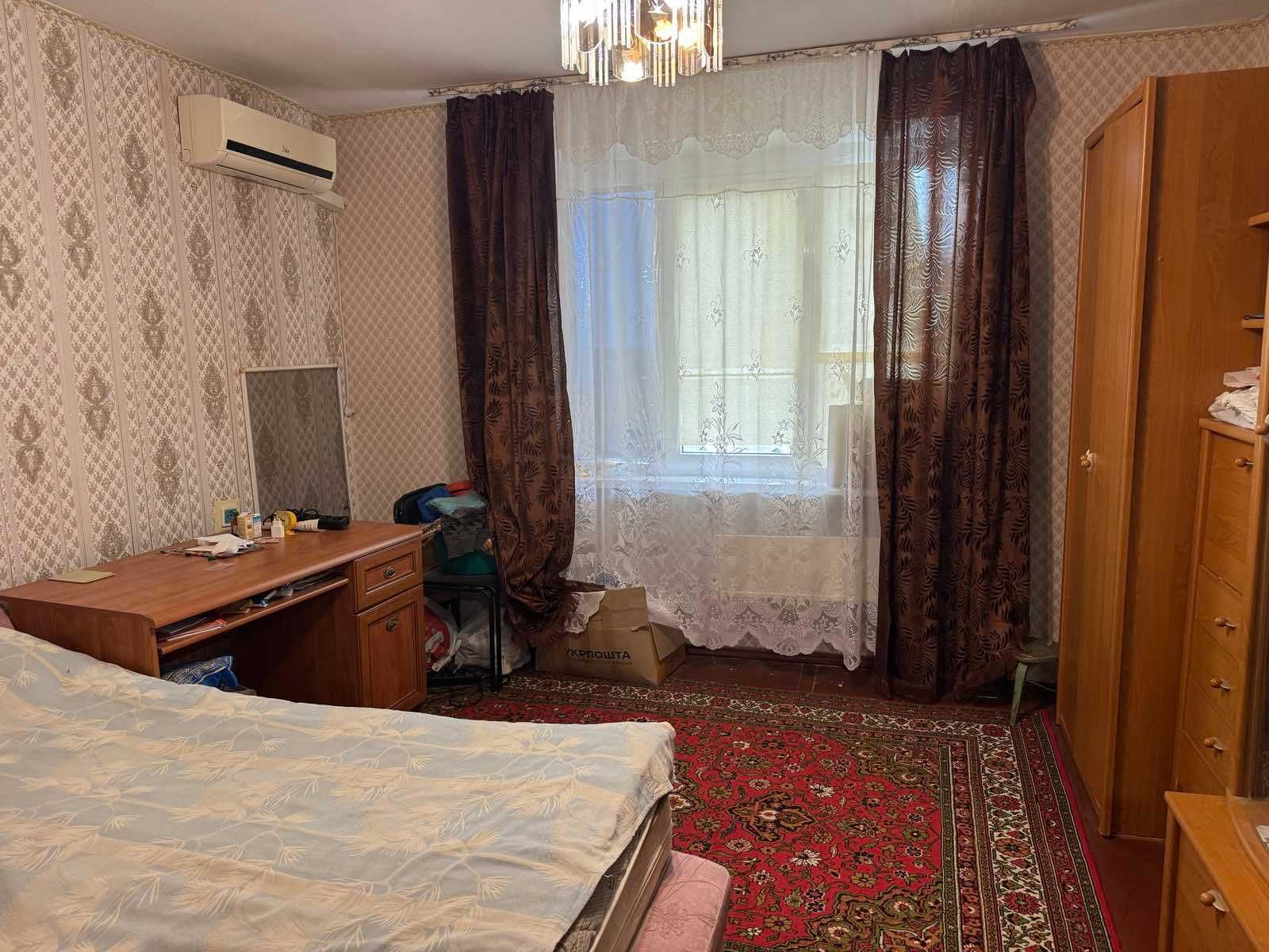 Продаю однокомнатную квартиру р-н  Соляные ( Магелан)и1