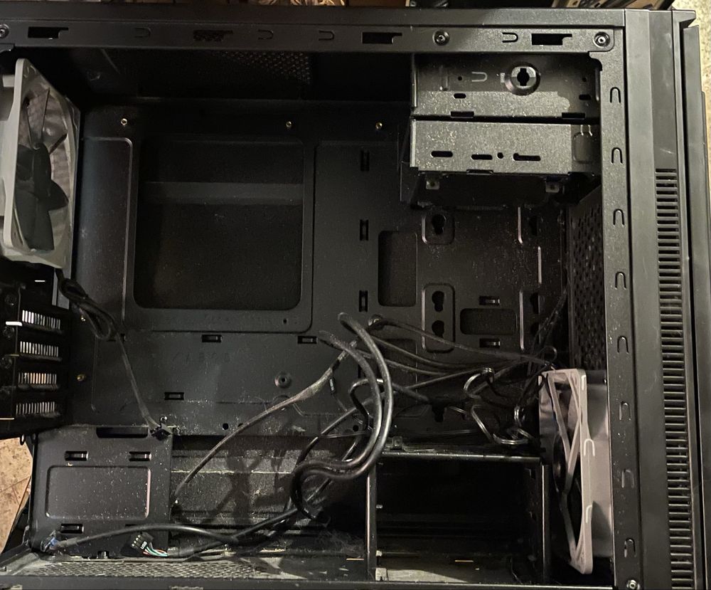 Obudowa Cooler Master Silence Midi Tower