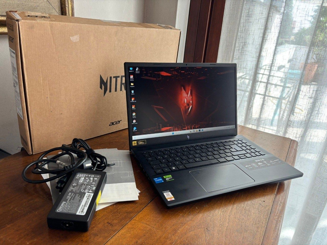 Продам игровой  ноутбук acer nitroV15 RTX4050 состояние идеал