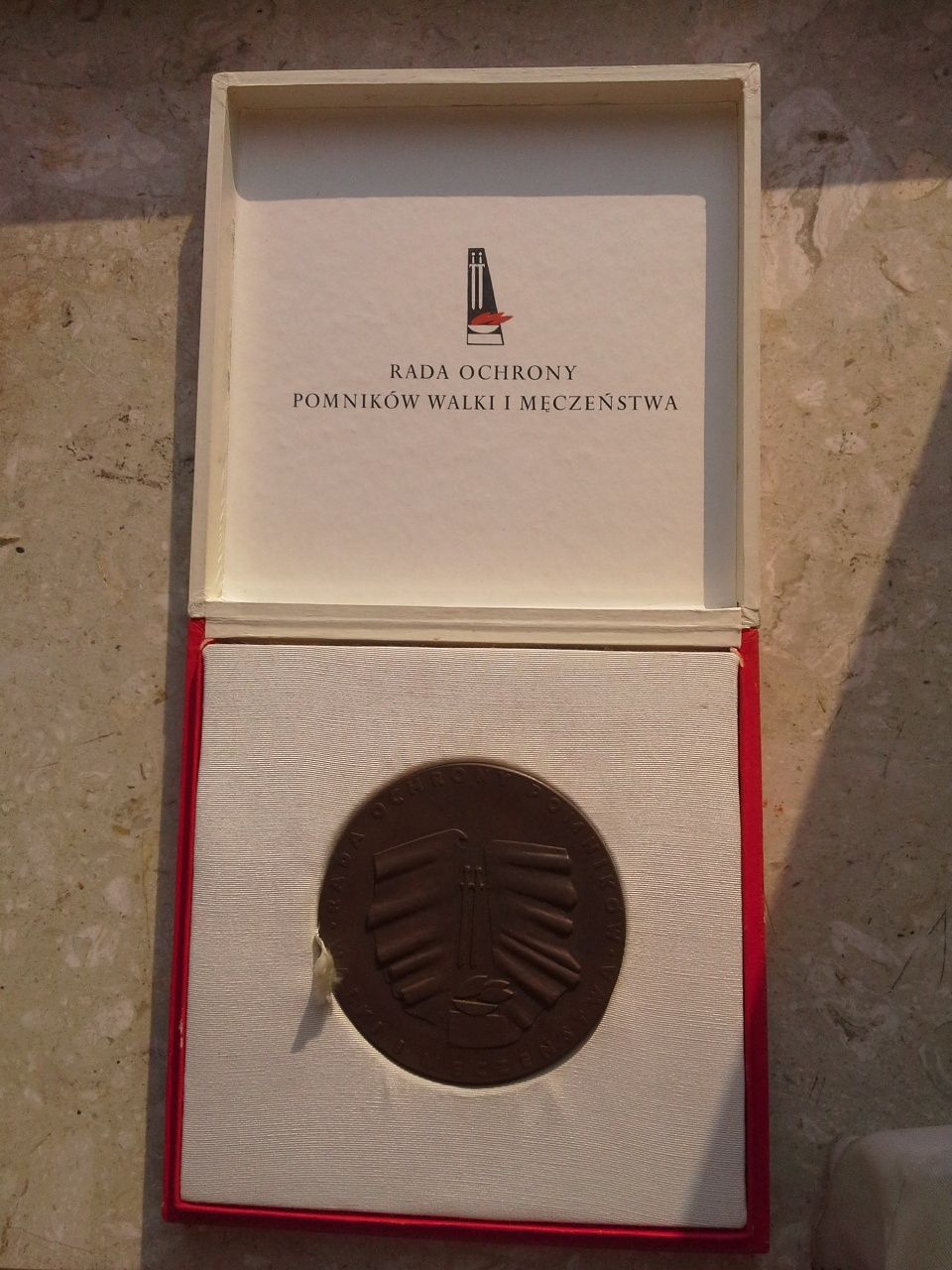 Medal okolicznościowy "Rada Ochrony Pomników Walki i Męczeństwa"