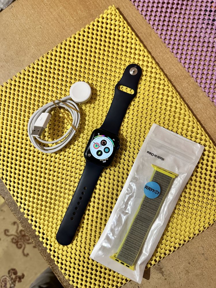 Продам Apple Watch 6 44 mm 32 gb blue все рідне