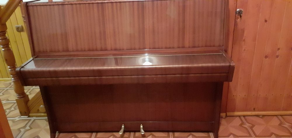 Піаніно Petrof 1967 р. в.