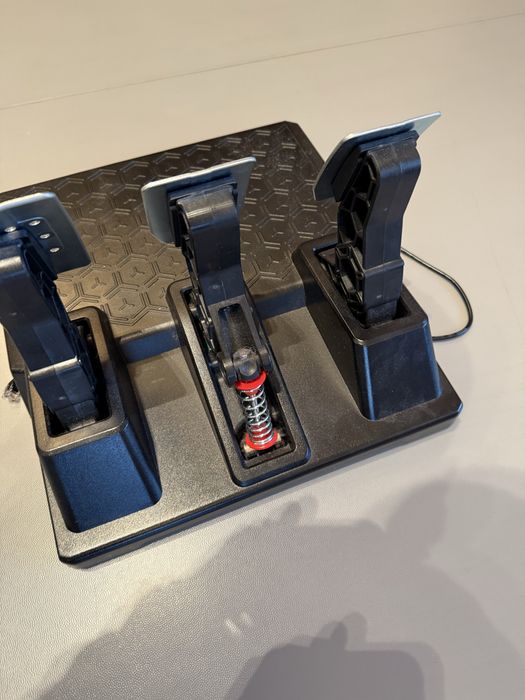 Thrustmaster T248 Playstation/PC + sprężynka do hamulca