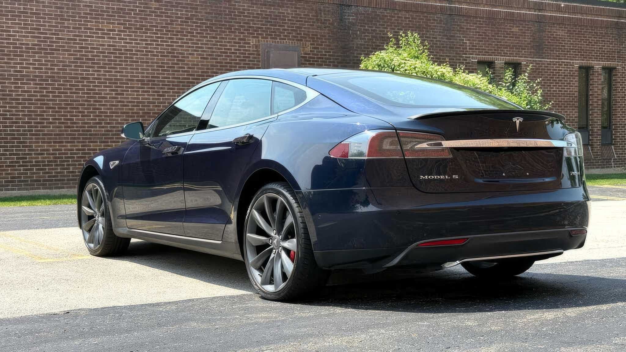 2014 Tesla Model S P85D AWD