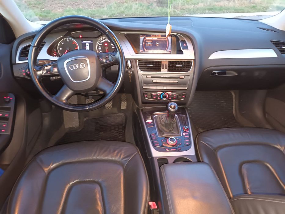 Audi A4 B8 2.0 TDI CR Xenon Led Skóra