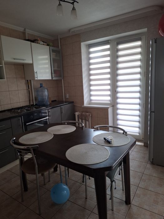 Здам в оренду 3х кімнатну,. квартиру нового планування.З