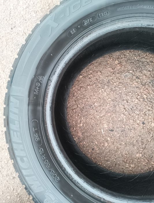 Зимові шини Michelin 206/65/15