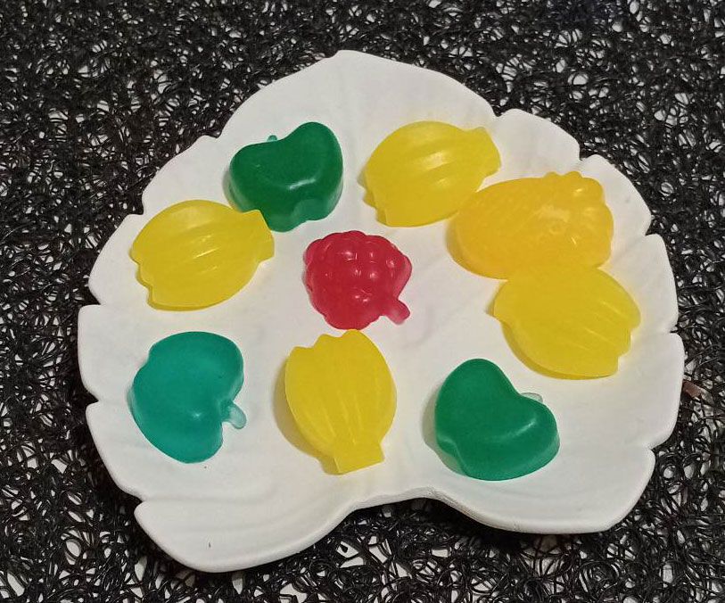 Mini mydełka kolorowe owoce 10 szt zapachy dla dzieci
