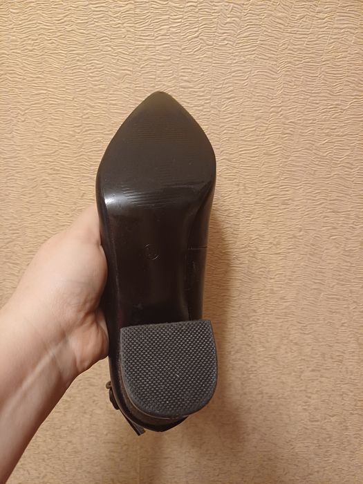 Туфлі 35 розміру