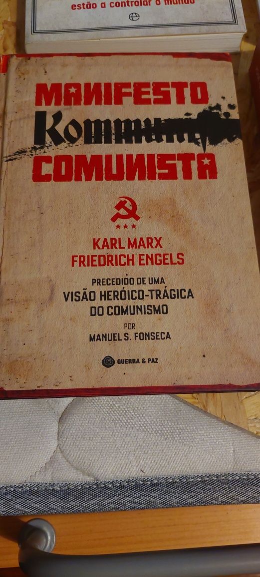 Vários livros em excelente estado!