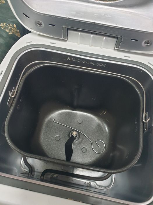 Máquina de fazer pão cimtronic como nova