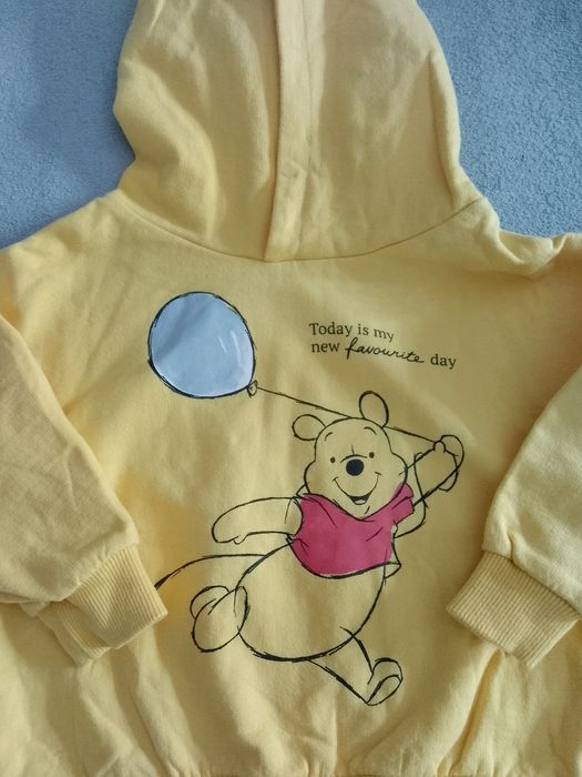 Bluza z kapturem Kubuś Puchatek Reserved
