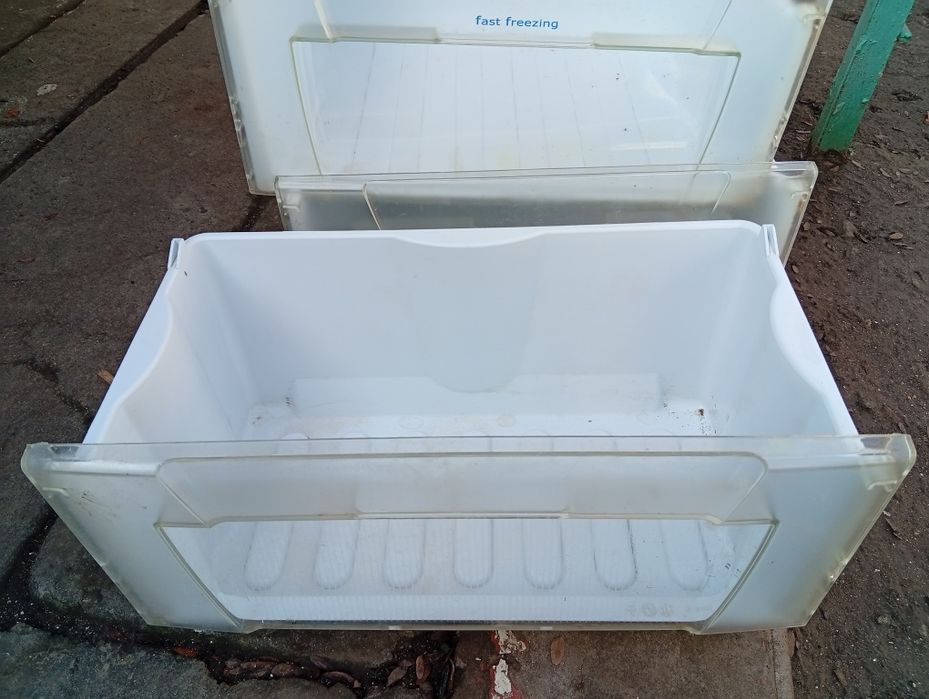 Ящики,полочки холодильника INDEZID бу