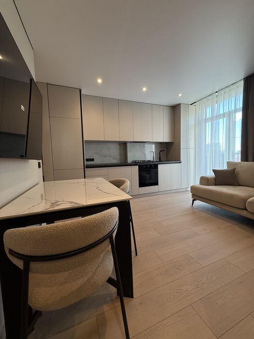 Продаж 1-кімнатної квартири 46.5 м2 у ЖК Б4, з ремонтом. Без комісії