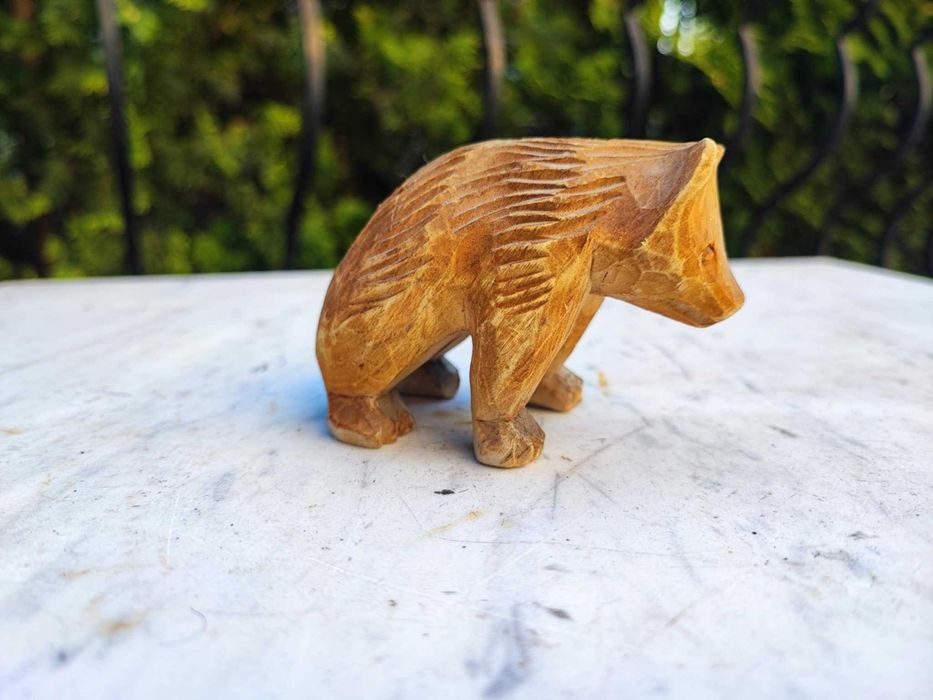 Drewniana figurka niedźwiedź,niedźwiadek,vintage lat 70-80