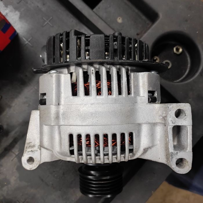 Alternador novo Mercedes A 140
