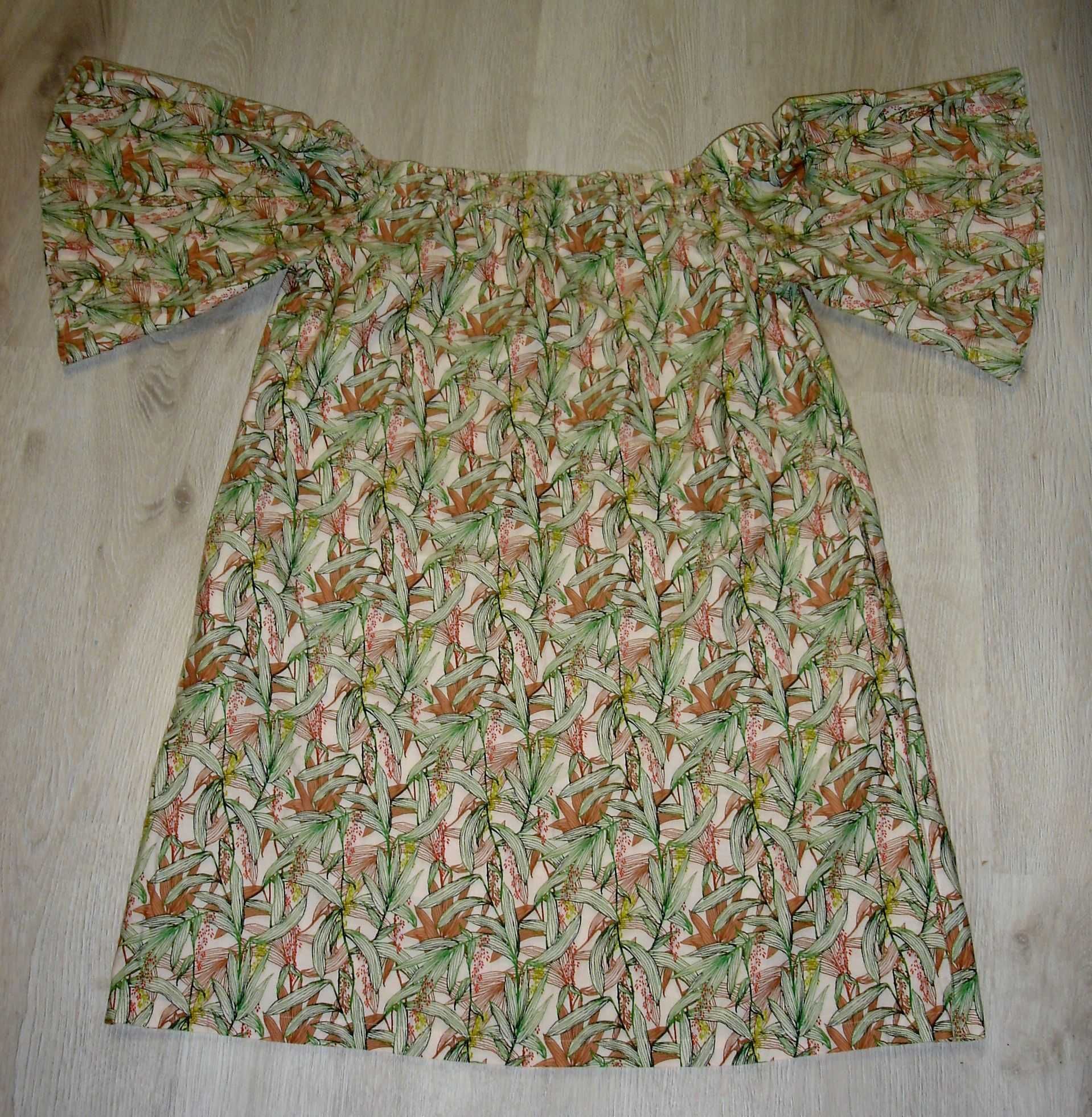 Letnia,bawełniana luźna sukienka H&M rozmiar34, wzór liście.