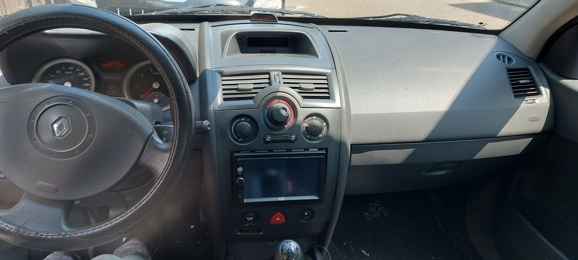 Renault megane 1.4 16v