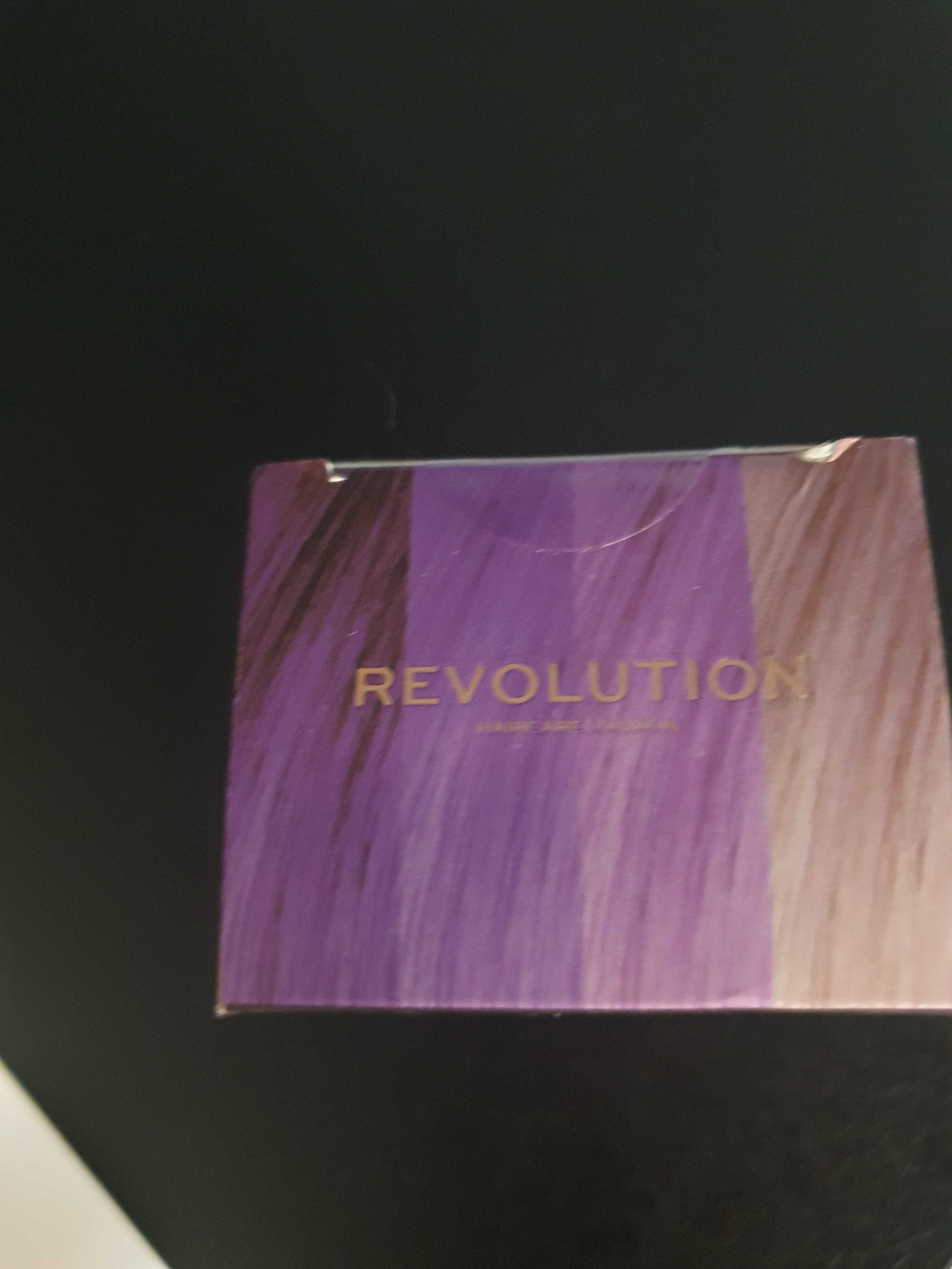 Farba tonująca do włosów  Revolution