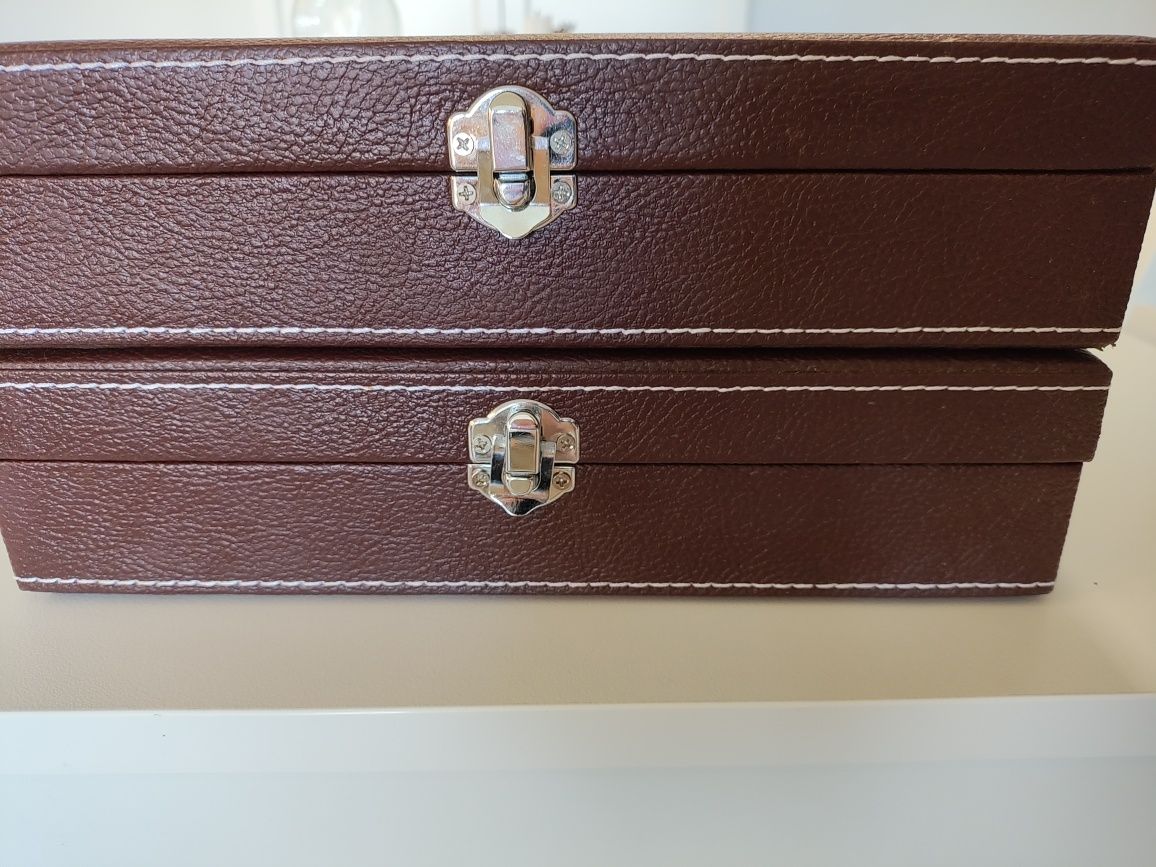 Sztućce dla 10 osób: nóż x10, łyżka x12, widelec x12, + eleganckie pud