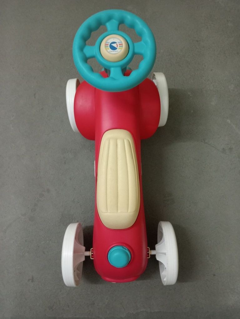Carro para bebé brincar