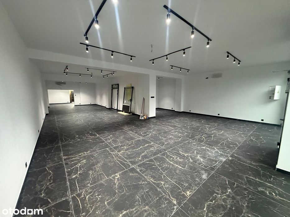 Lokal do wynajęcia RYNEK 23 DUŻY LOKAL DUŻA WITRYNA 10m