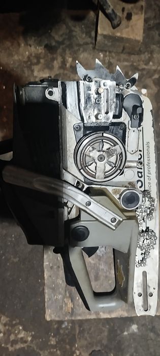 Продам бензо пилу