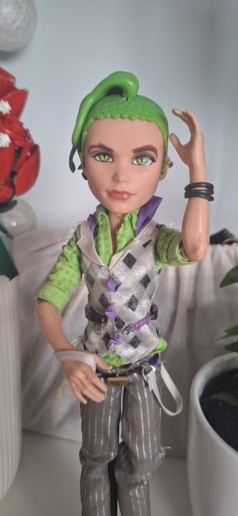 Deuce Gorgon dawn of the dance monster high lalka lalki basic